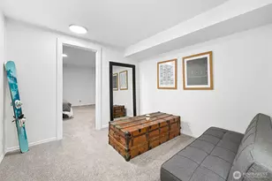 1305 W Clearbrook Dr, Bellingham, WA 98229 - Photo 15