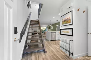 1305 W Clearbrook Dr, Bellingham, WA 98229 - Photo 7