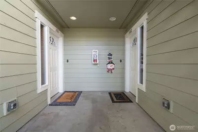 1656 Liberty Street #101, Lynden, WA 98264 - Photo 5
