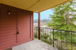 1775 W Sunn Fjord Ln, Bremerton, WA 98312 - Photo 23