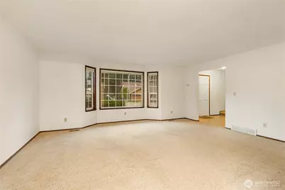 763 SW 10th Court, Oak Harbor, WA 98277 - Photo 11