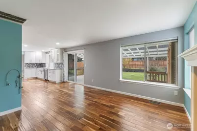 14414 4th Avenue Ct E, Tacoma, WA 98445 - Photo 11