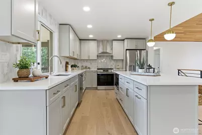 9110 122nd Place SE, Newcastle, WA 98056 - Photo 13