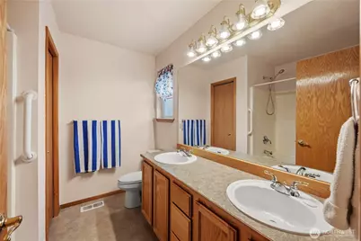 19618 Knoll Drive, Arlington, WA 98223 - Photo 17