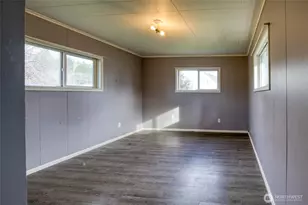 545 N 12th St, Elma, WA 98541 - Photo 23