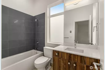 6038 50th Avenue NE #B, Seattle, WA 98115 - Photo 17