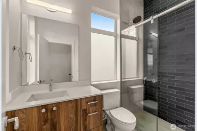 6038 50th Avenue NE #B, Seattle, WA 98115 - Photo 13