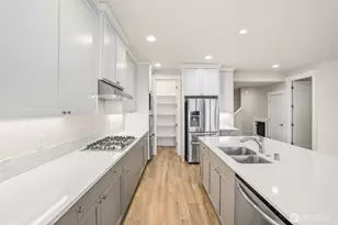 1698 SW 344th Pl, Federal Way, WA 98023 - Photo 11