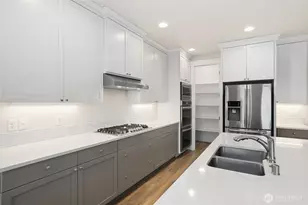 1698 SW 344th Pl, Federal Way, WA 98023 - Photo 9