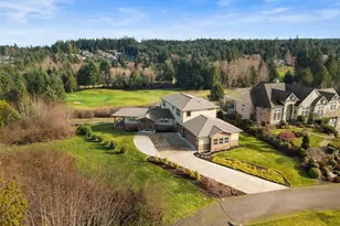 22922 Belvedere Pl NE, Kingston, WA 98346 - Photo 3