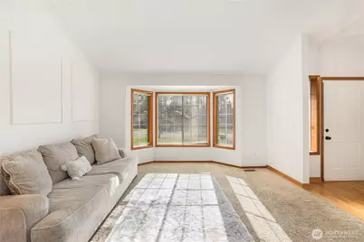 9415 137th Street E, Puyallup, WA 98373 - Photo 5