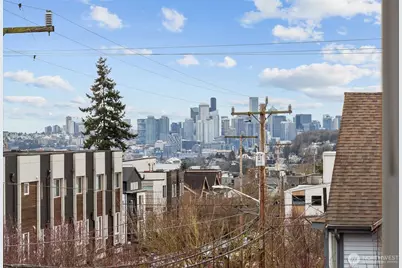 728 N 43rd Street, Seattle, WA 98103 - Photo 5