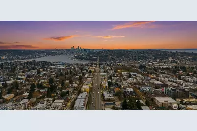 728 N 43rd Street, Seattle, WA 98103 - Photo 3