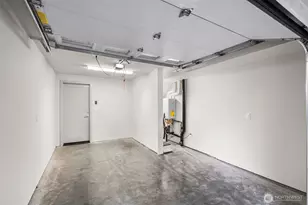 728 N 43rd St, Seattle, WA 98103 - Photo 21