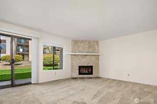 12424 NE 145th St, Kirkland, WA 98034 - Photo 13