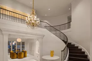 1750 92nd Ave NE, Clyde Hill, WA 98004 - Photo 7