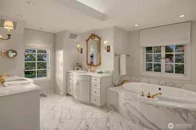 1750 92nd Avenue NE, Clyde Hill, WA 98004 - Photo 25