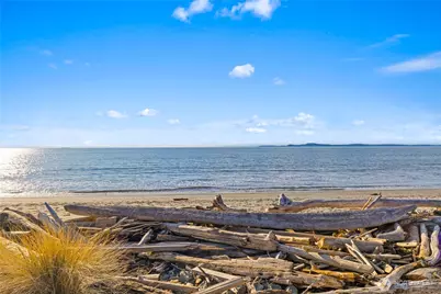 4951 Surfcrest Drive, Oak Harbor, WA 98277 - Photo 37