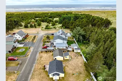 1215 199th Place, Long Beach, WA 98631 - Photo 3