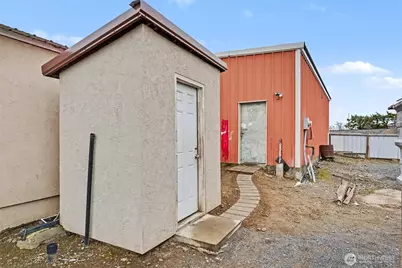 4150 Stratford Road NE, Moses Lake, WA 98837 - Photo 11