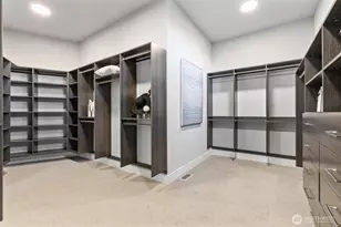 18858 NE 49th Pl, Sammamish, WA 98074 - Photo 17