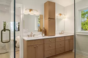 10010 161st Avenue Northeast, Redmond, WA 98052 - Photo 17