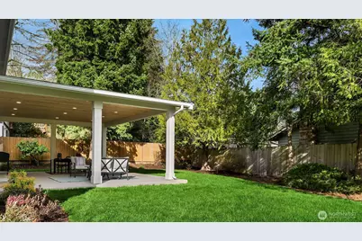 10010 161st Avenue NE, Redmond, WA 98052 - Photo 35