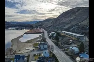 1902 W Prospect St, Chelan, WA 98816 - Photo 29