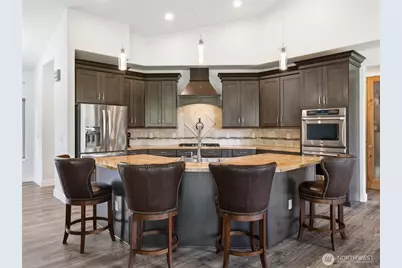 38512 Mountain Highway E, Eatonville, WA 98328 - Photo 11