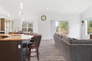 38512 Mountain Hwy E, Eatonville, WA 98328 - Photo 5