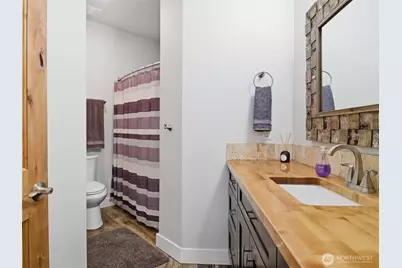 38512 Mountain Highway E, Eatonville, WA 98328 - Photo 19