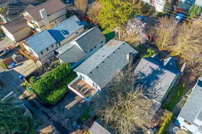 541 N 75th Street, Seattle, WA 98103 - Photo 31