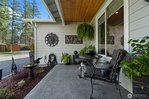 910 11th Ave, Fox Island, WA 98333 - Photo 3