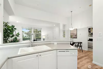 16125 Juanita Woodinville Way NE #2202, Bothell, WA 98011 - Photo 15