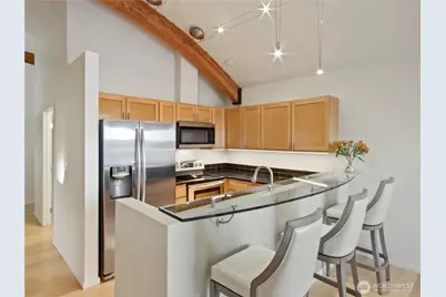 654 5th Avenue S #404, Edmonds, WA 98020 - Photo 5