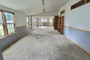 8304 192nd St Ct E, Spanaway, WA 98387 - Photo 9