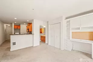 123 Queen Anne Ave N, Seattle, WA 98109 - Photo 7