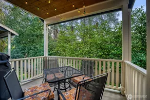 11740 Burke Ave N, Seattle, WA 98133 - Photo 13