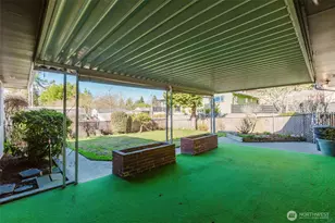 2110 E 17th St, Bremerton, WA 98310 - Photo 27