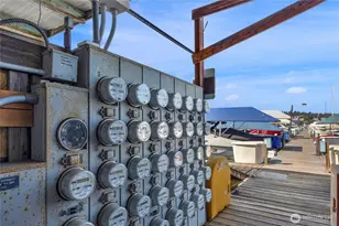 3911 Lake Washington Blvd SE, Bellevue, WA 98006 - Photo 25