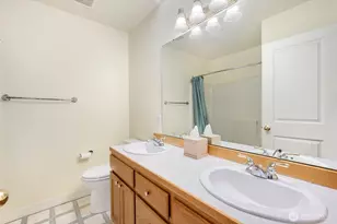 2726 9th St SW, Puyallup, WA 98373 - Photo 31