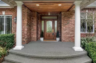 2726 9th St SW, Puyallup, WA 98373 - Photo 3