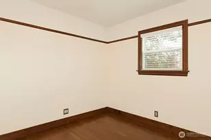 6710 Greenwood Ave N, Seattle, WA 98103 - Photo 15