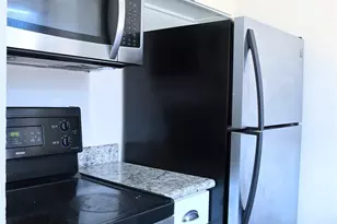 6710 Greenwood Ave N, Seattle, WA 98103 - Photo 23