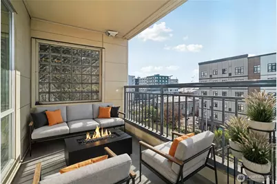 321 10th Avenue S #613, Seattle, WA 98104 - Photo 19