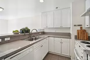 321 10th Ave S, Seattle, WA 98104 - Photo 7