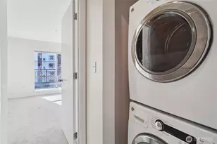 321 10th Ave S, Seattle, WA 98104 - Photo 17