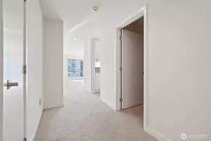 321 10th Ave S, Seattle, WA 98104 - Photo 3