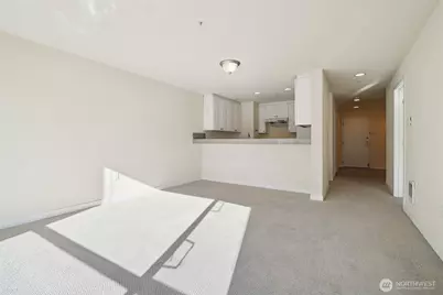 321 10th Avenue S #613, Seattle, WA 98104 - Photo 5