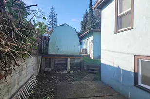 414 E 12th St, Port Angeles, WA 98362 - Photo 17